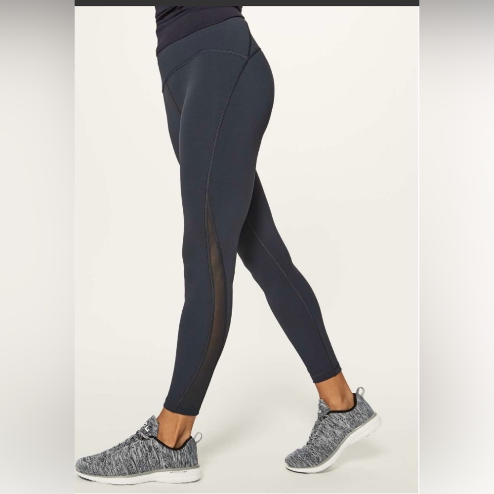 Lululemon Train Times 7/8 Leggings| size 4